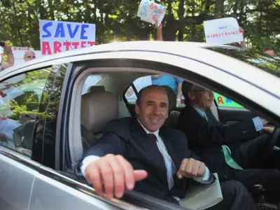 Market Basket board votes to remove Arthur T. Demoulas