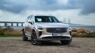 The 2025 Volvo XC90 T8 AWD Ultra PHEV SUV