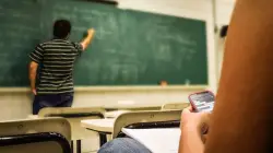 Schools turn to handwritten exams as AI cheating surges
