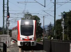 Caltrain to increase base fare by 25 cents