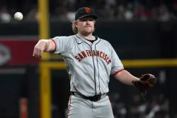 SF Giants’ woes continue in desert as Diamondbacks win first of four-game set