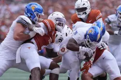 Early turnovers cost San Jose State upset bid at No. 7 Texas